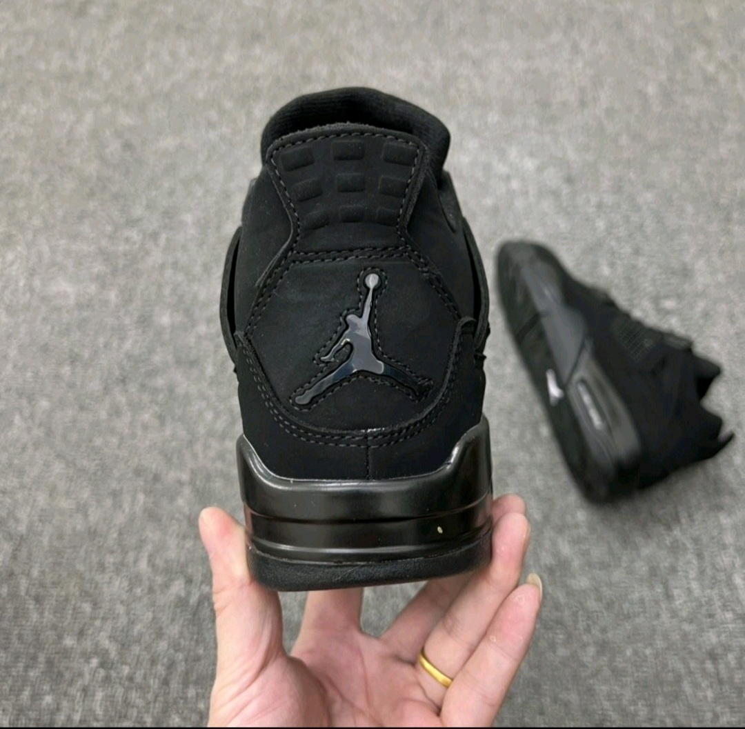 Air Jordan 4 Black cats - photo 3