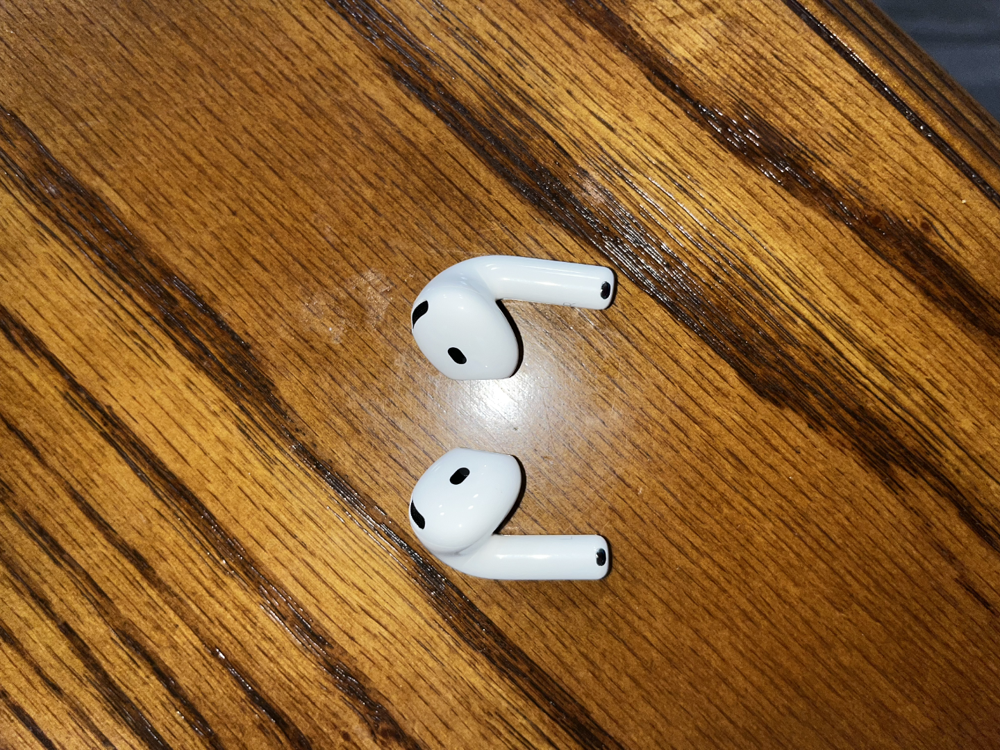 Apple AirPod 4th Gen+ box, lightly used, good condition