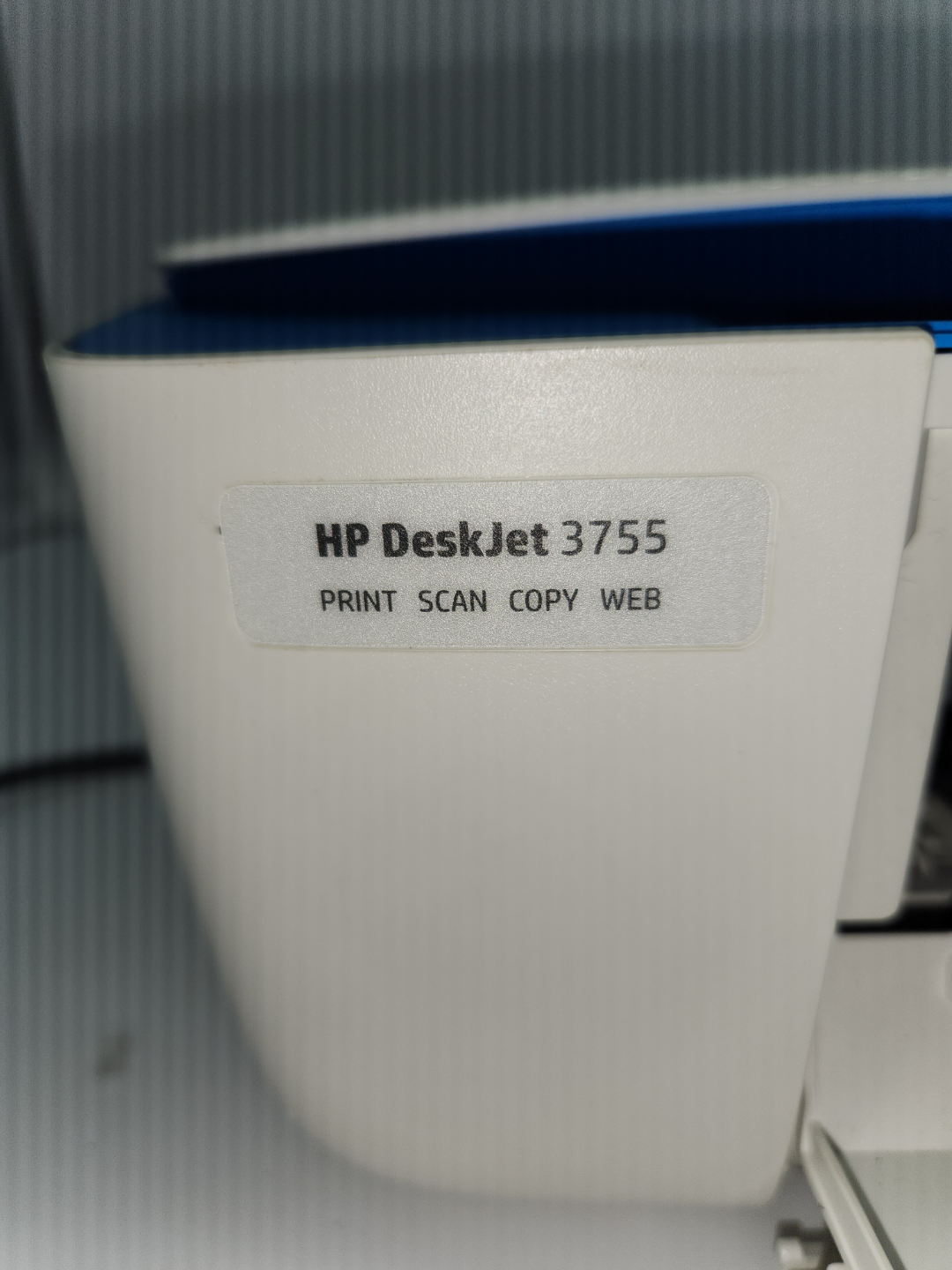 HP DeskJet 3755 All-in-One Printer - photo 2