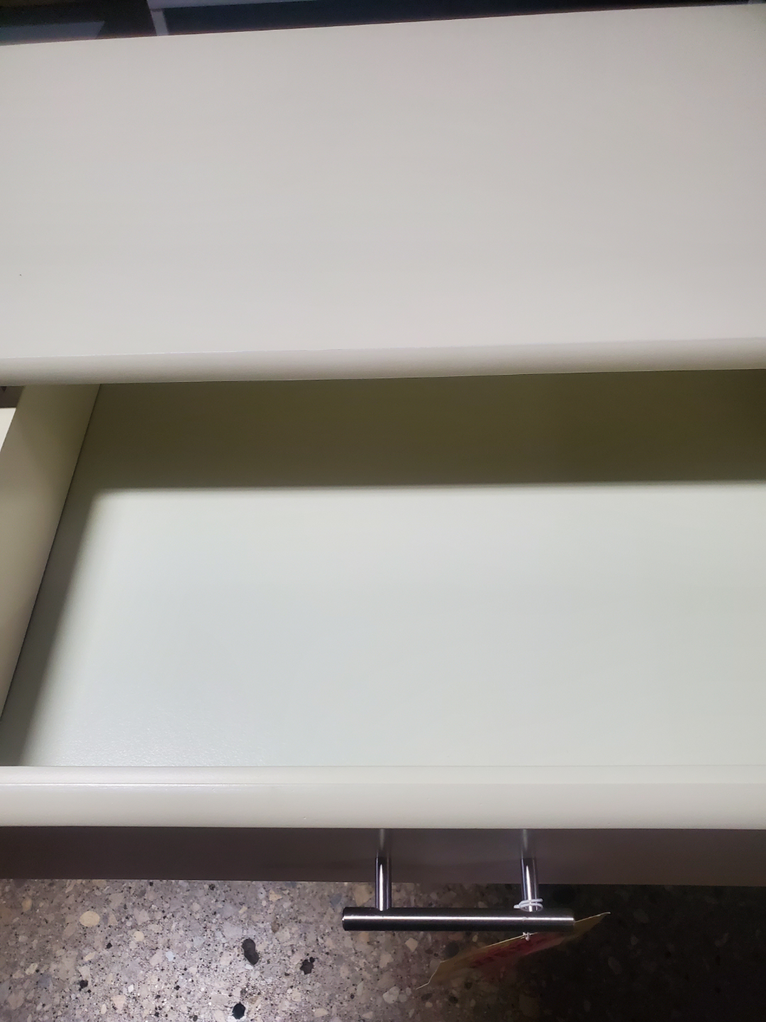 Beautiful Off White Buffet Or TV Entertainment (New In the Box) - photo 3