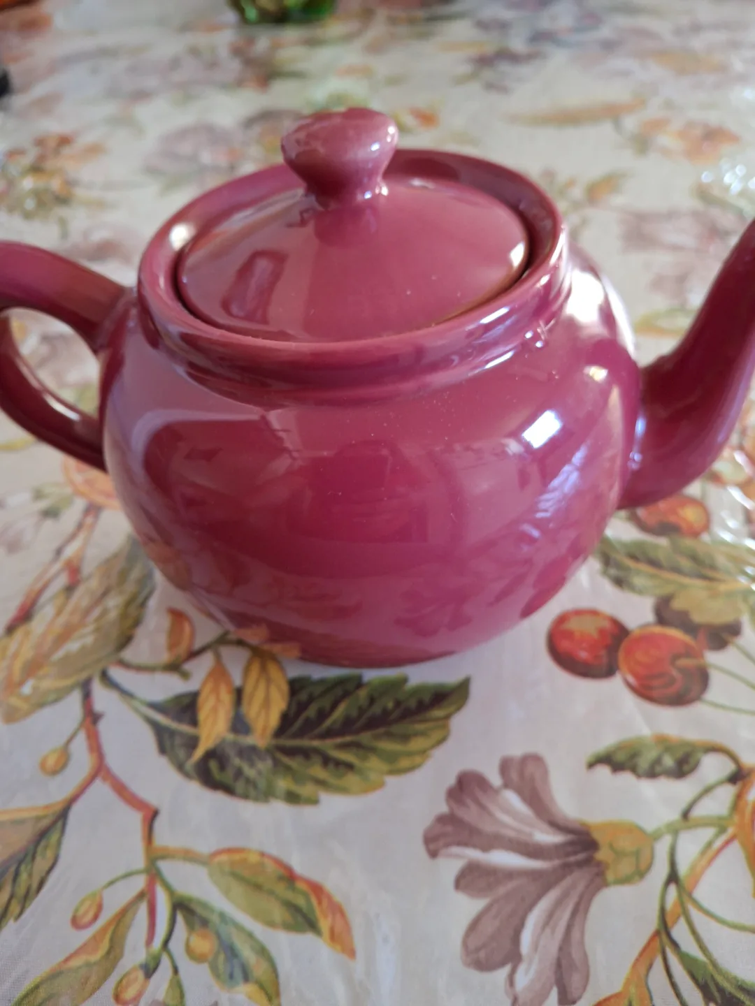 Vintage Pink Teapot thumbnail