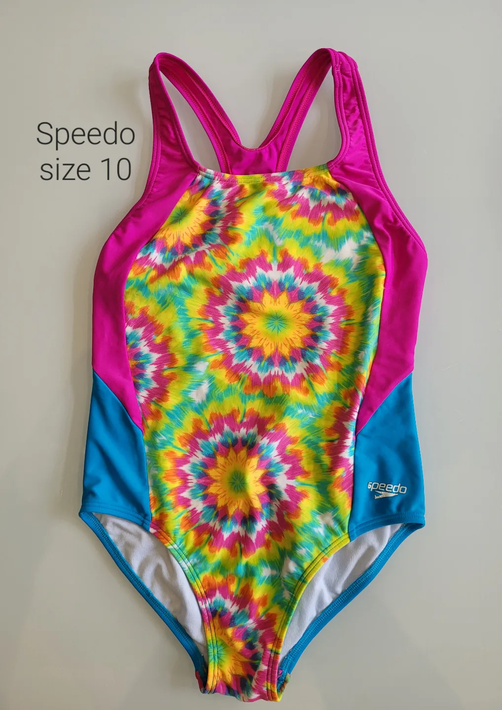 Girls' Speedo Swimsuits - Size 8 & 10 - Various Styles thumbnail