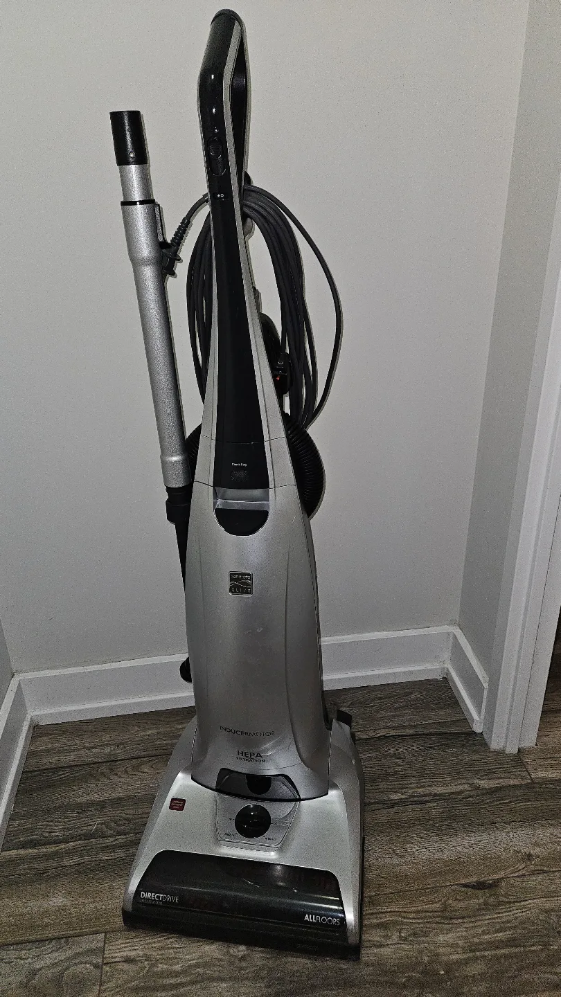 Kenmore Elite Upright Vacuum Cleaner thumbnail