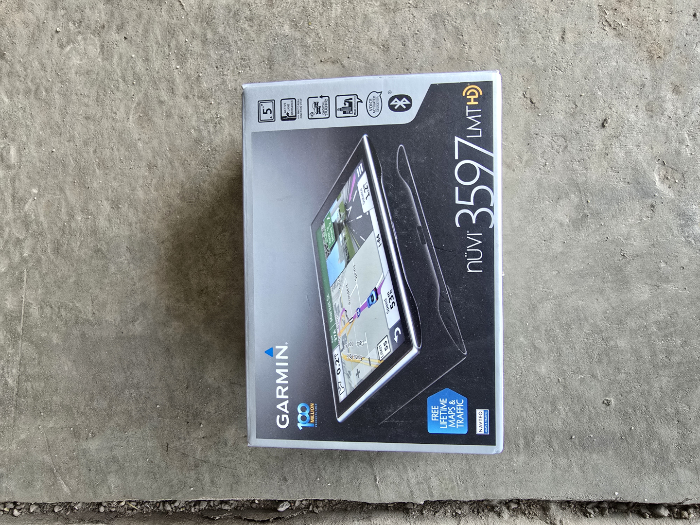 Garmin Nuvi 3597LMT GPS Navigator