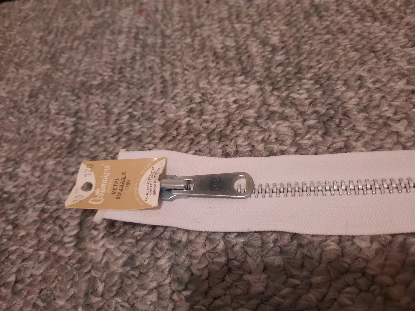 Cottonwoods 20 inch Metal Zipper image indicator(2)