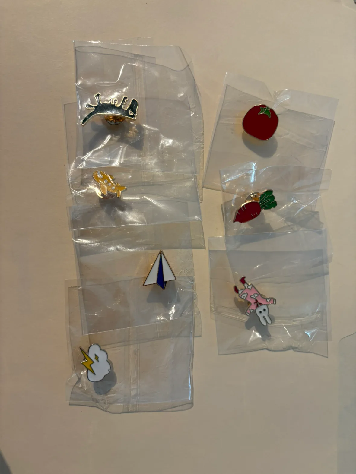 7 Cute enamel pins thumbnail