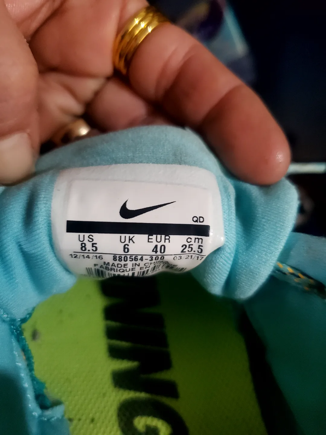 Women's Nike Zoom Kiger 4 Running Shoes - Size 8.5 image indicator(2)