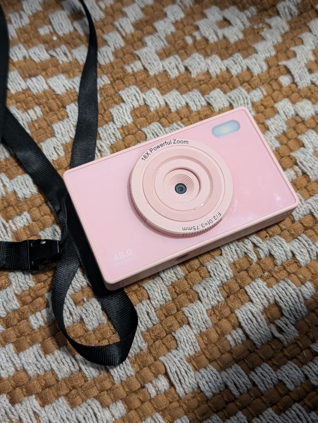Pink Digital Camera with 18X Zoom thumbnail