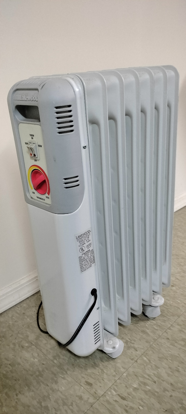 Lakewood Oil Filled Radiator Heater - photo 2