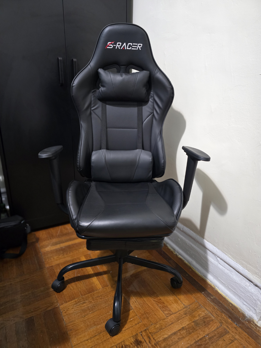 S-Racer Gaming Chair for sale - Moving Out. - photo 4