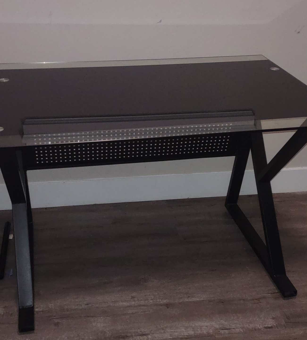 JYSK Glass Office Table (open to offers) - photo 3