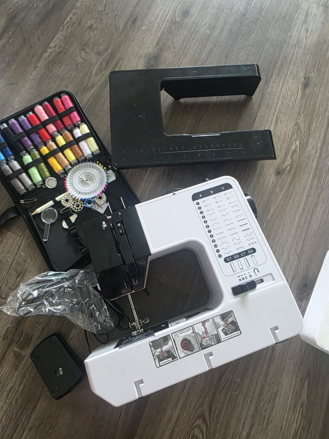 Sewing Machine with Accessories - photo 2
