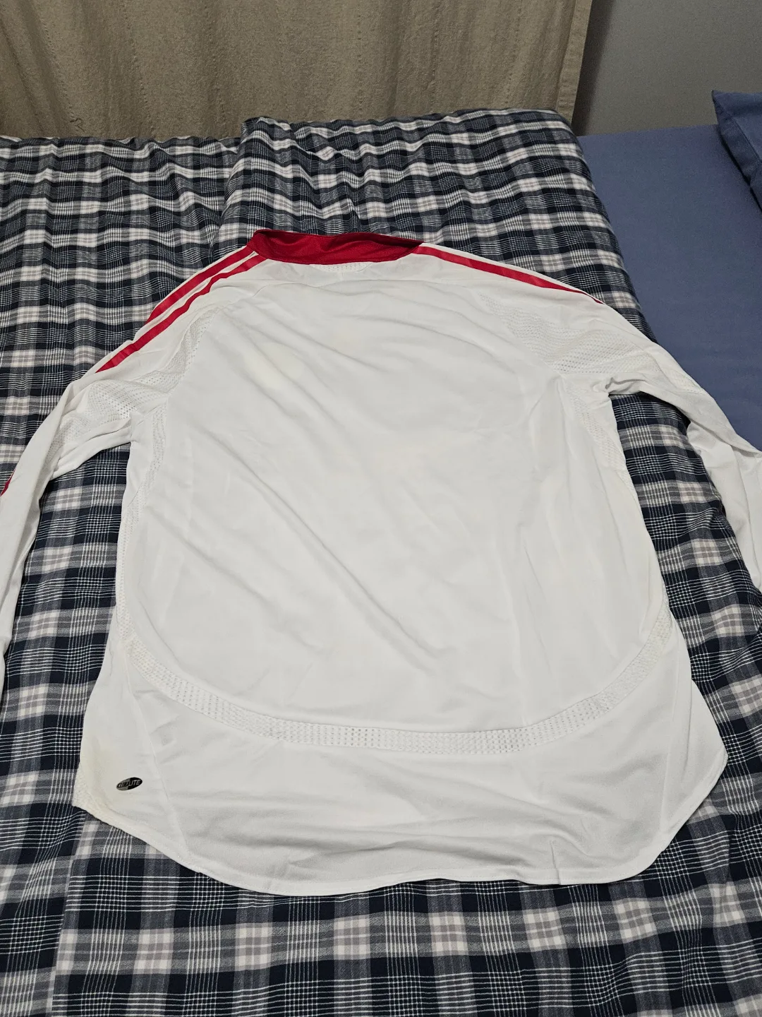 very rare Hong Kong national team soccer jersey football kit image indicator(2)