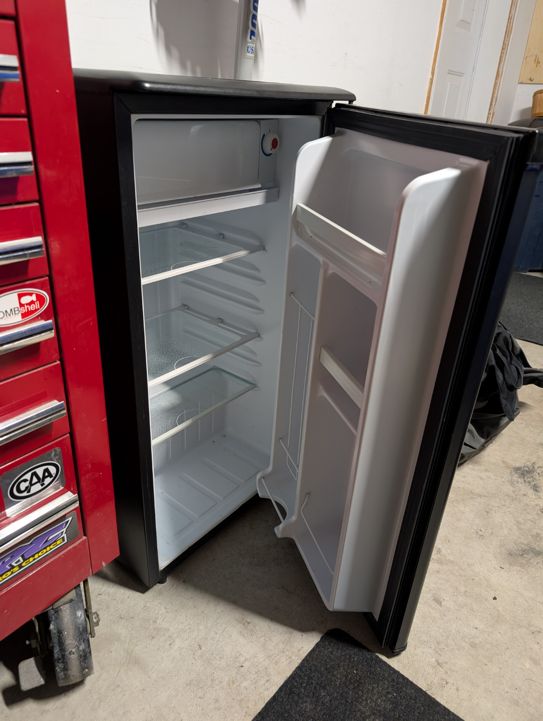 Danby Compact Refrigerator - Black - photo 2
