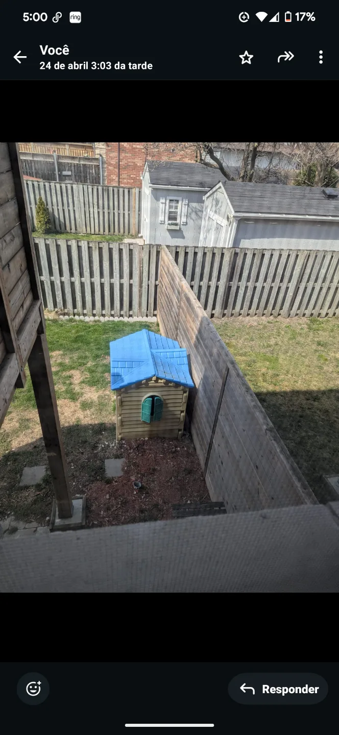 Free Garden table and kids Play House image indicator(7)