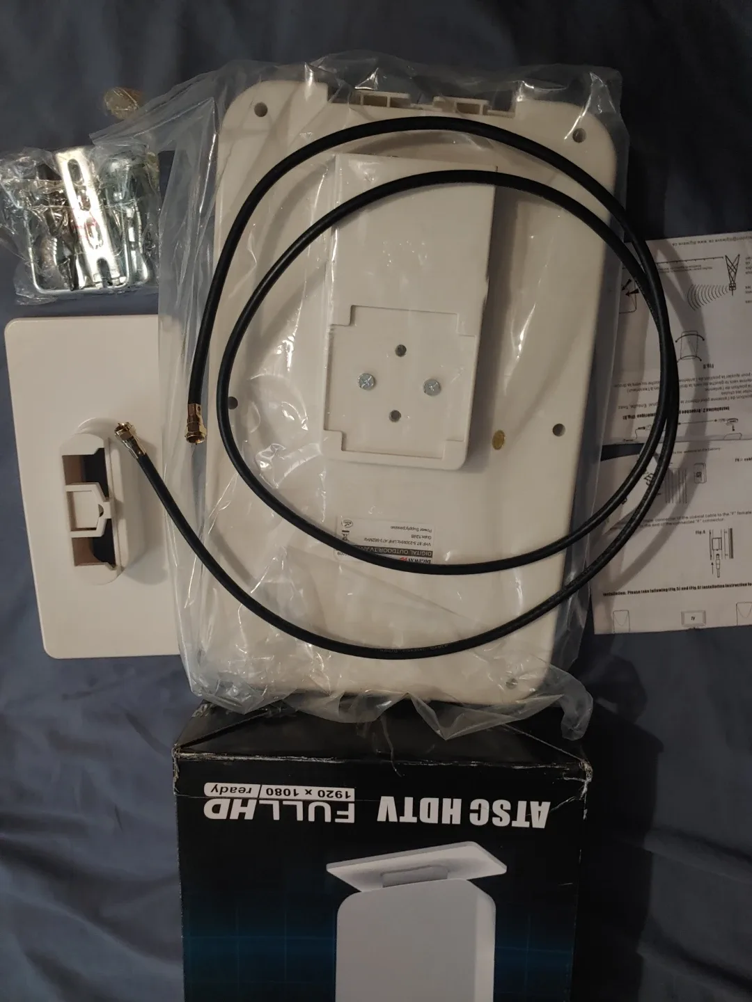 Digiwave Digital Indoor/Outdoor TV Antenna (Model ANT5009) image indicator(2)