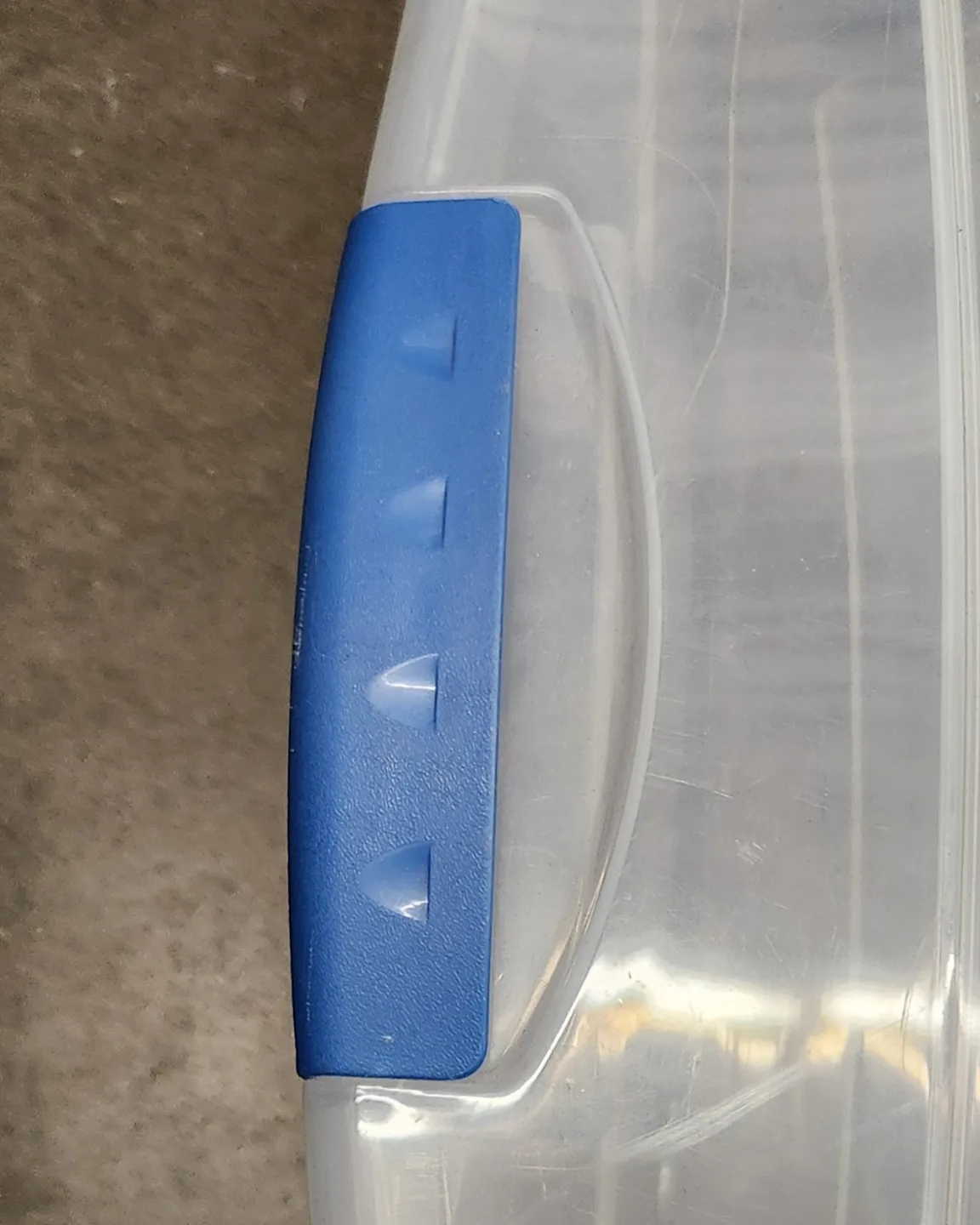 Sterilite Wheeled Underbed Storage Bin image indicator(6)