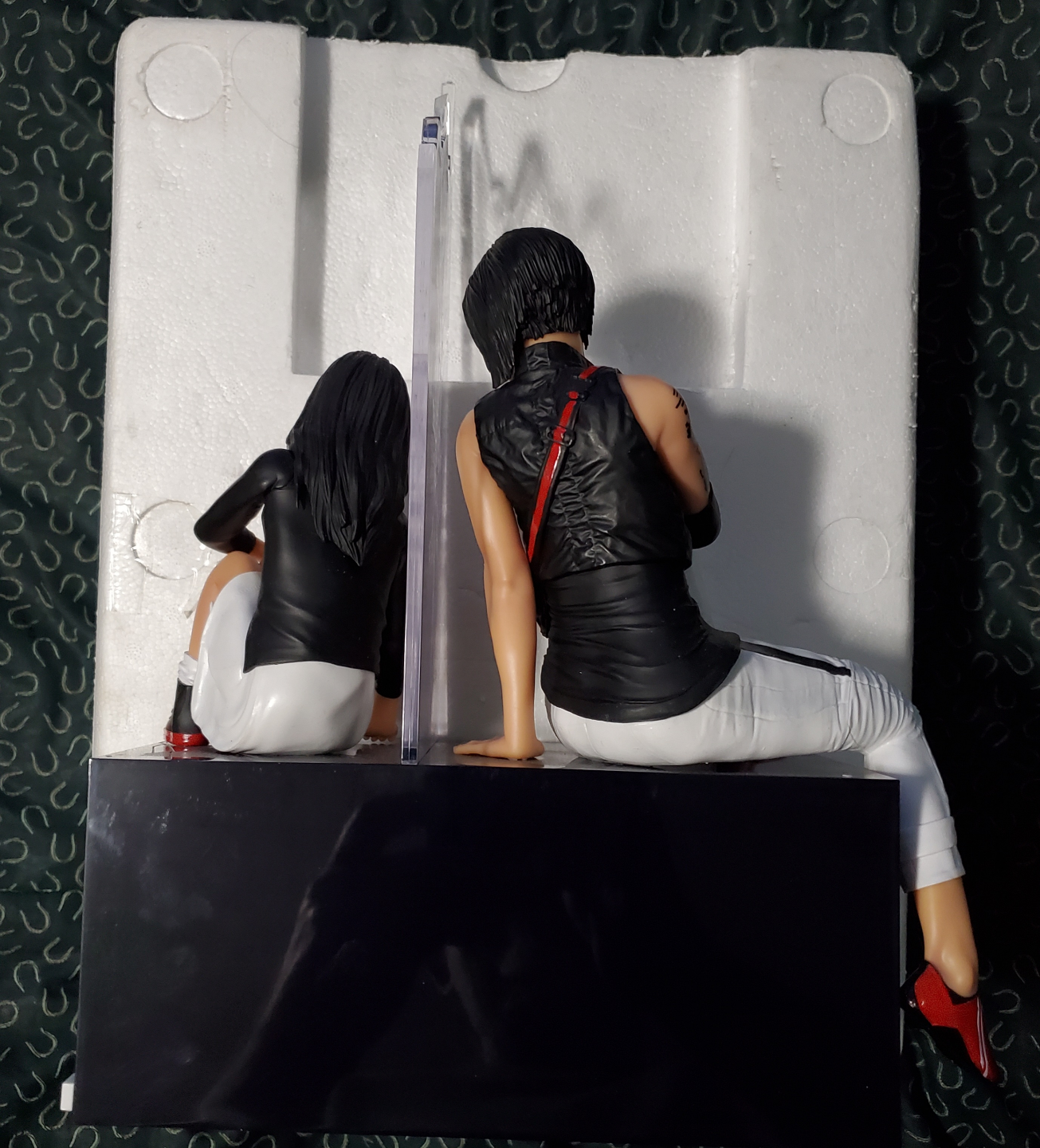 Mirror's Edge Catalyst Figure (With Case & Pictures) - photo 4