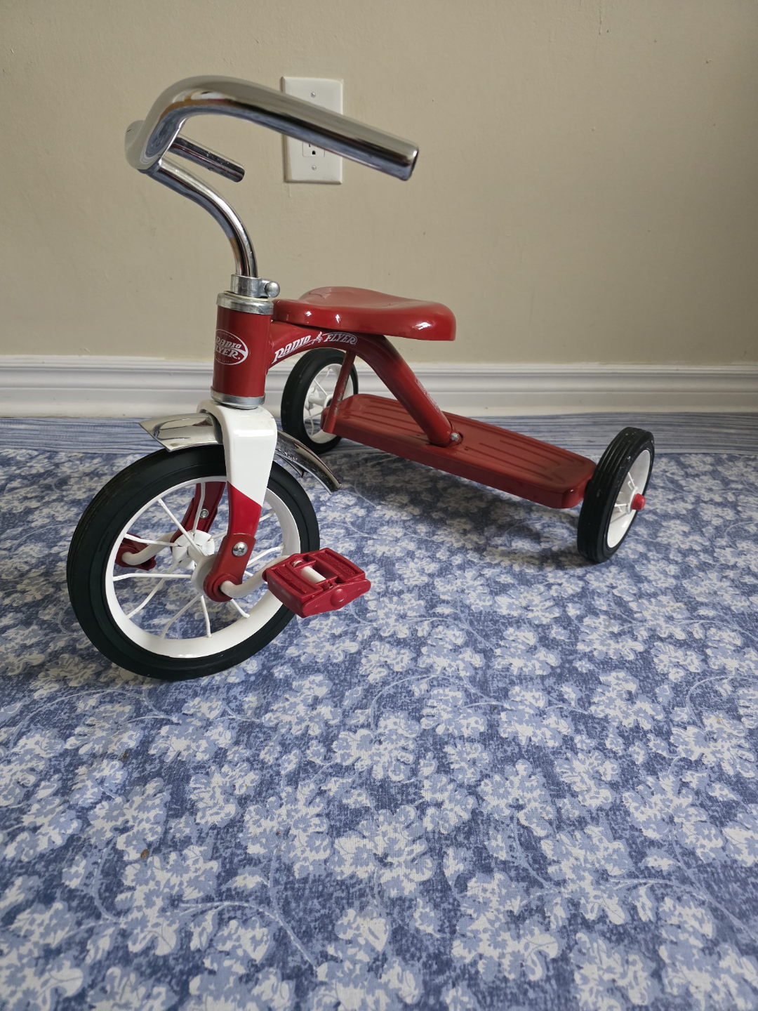 Vintage Radio Flyer Tricycle - photo 2