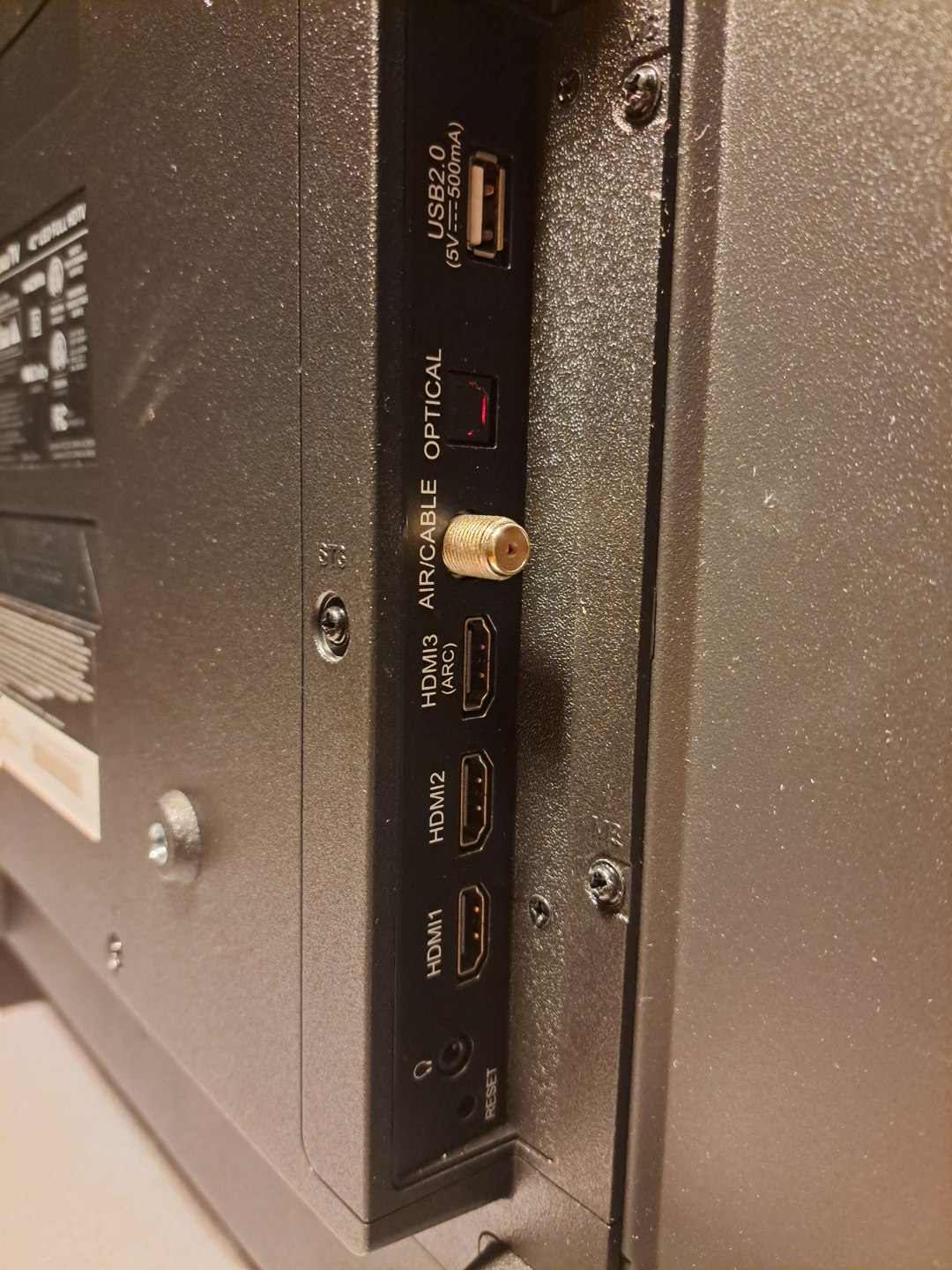 Roku 42" TV - photo 5