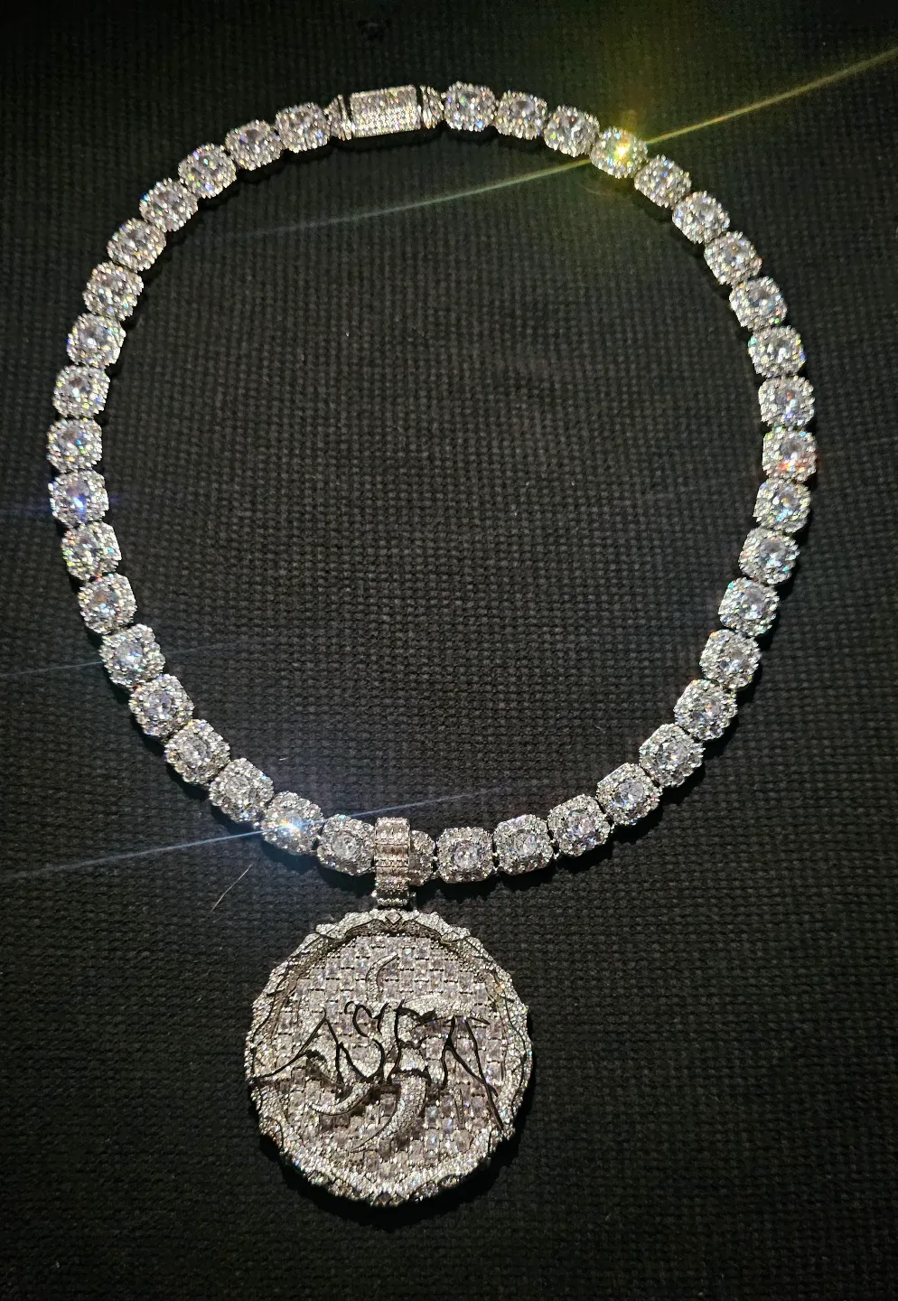 Ice-out Tennis Chain with Pendant image indicator(2)