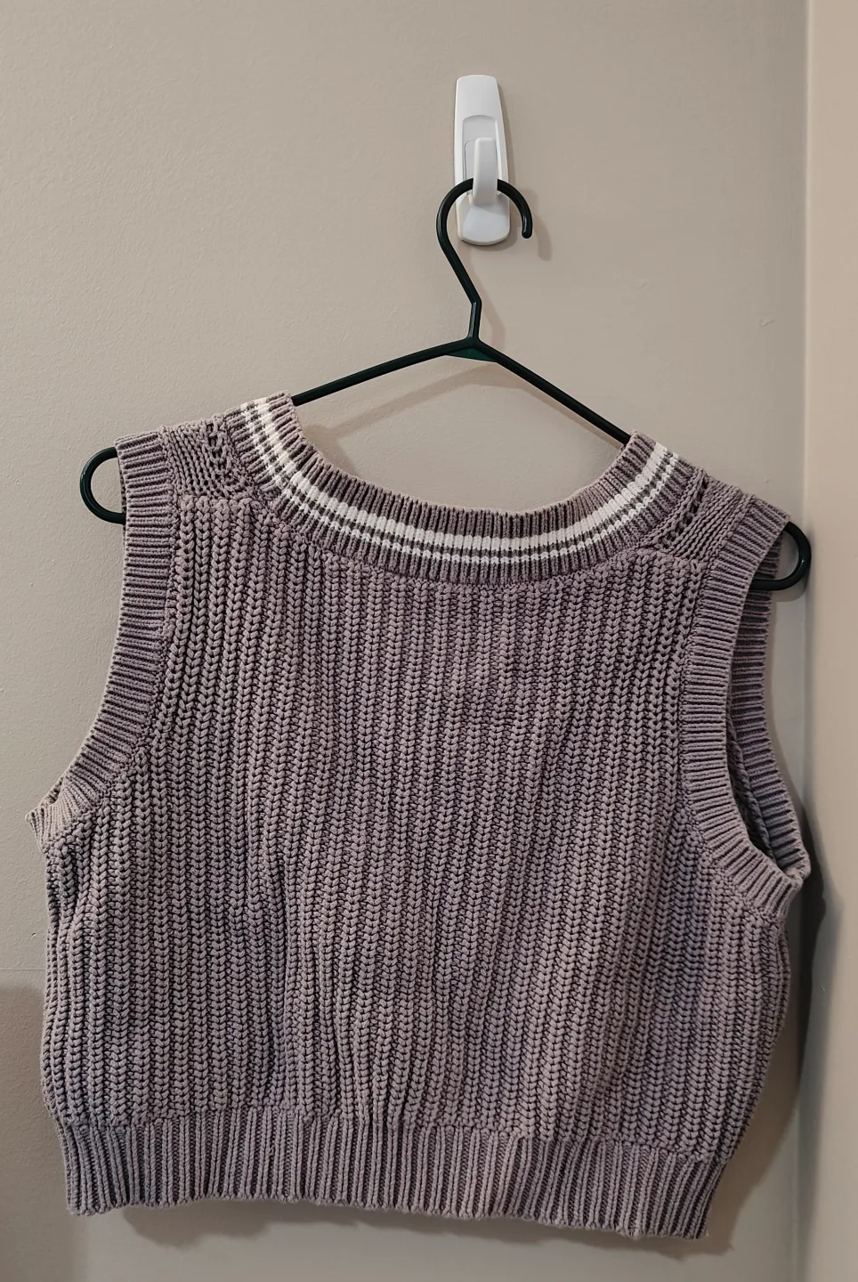 Women's Light Purple Knit Sleeveless Cardigan Vest image indicator(2)