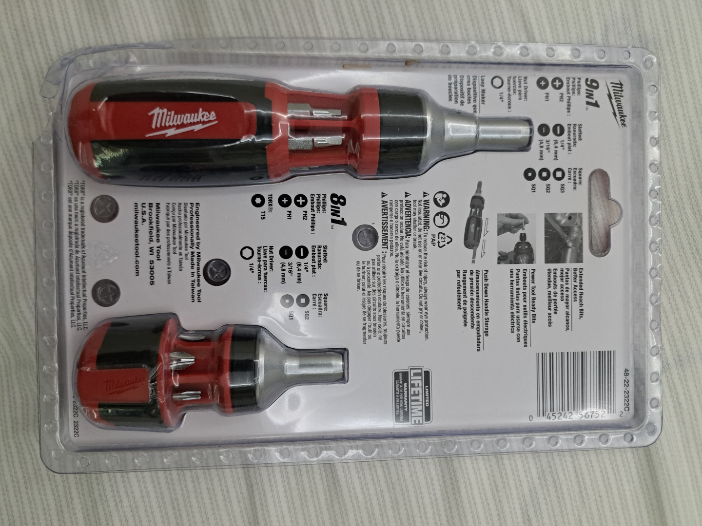 Milwaukee 8-in-1 Ratcheting Multi-Bit Screwdriver - photo 2