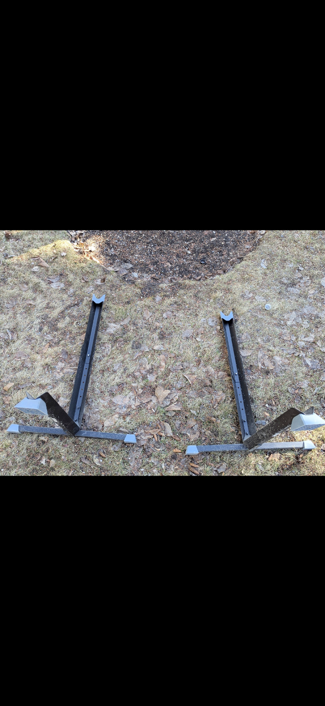 Pair of Black Metal/Bike racks - photo 2
