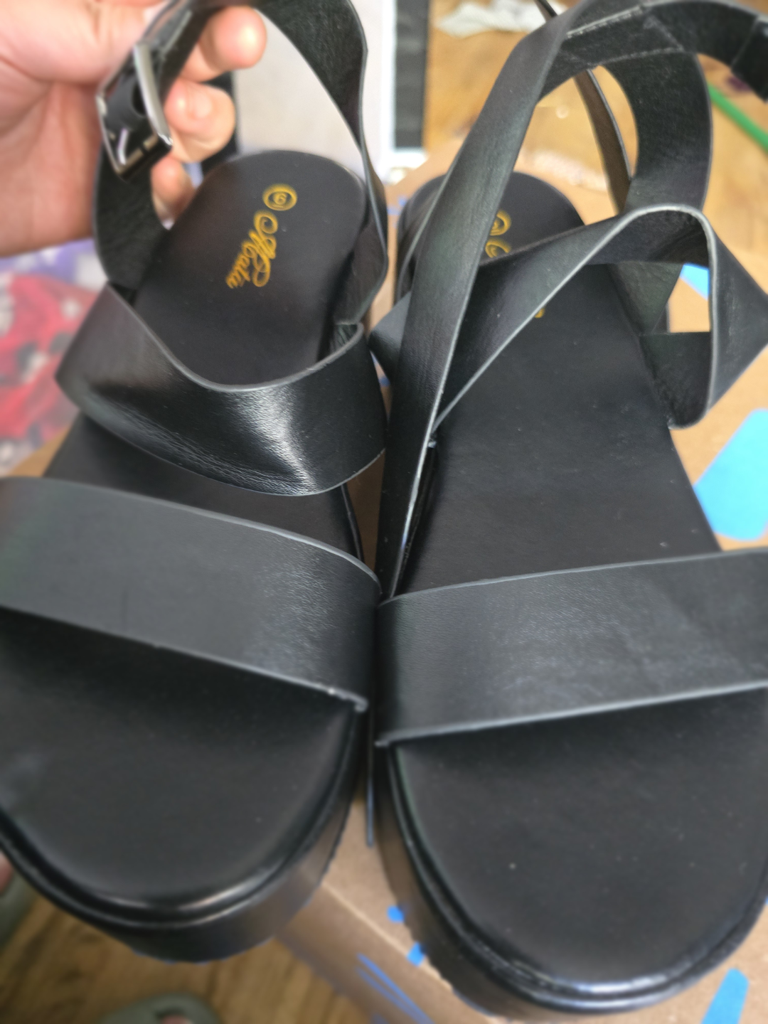 Black Platform Sandals Size 6 - photo 2