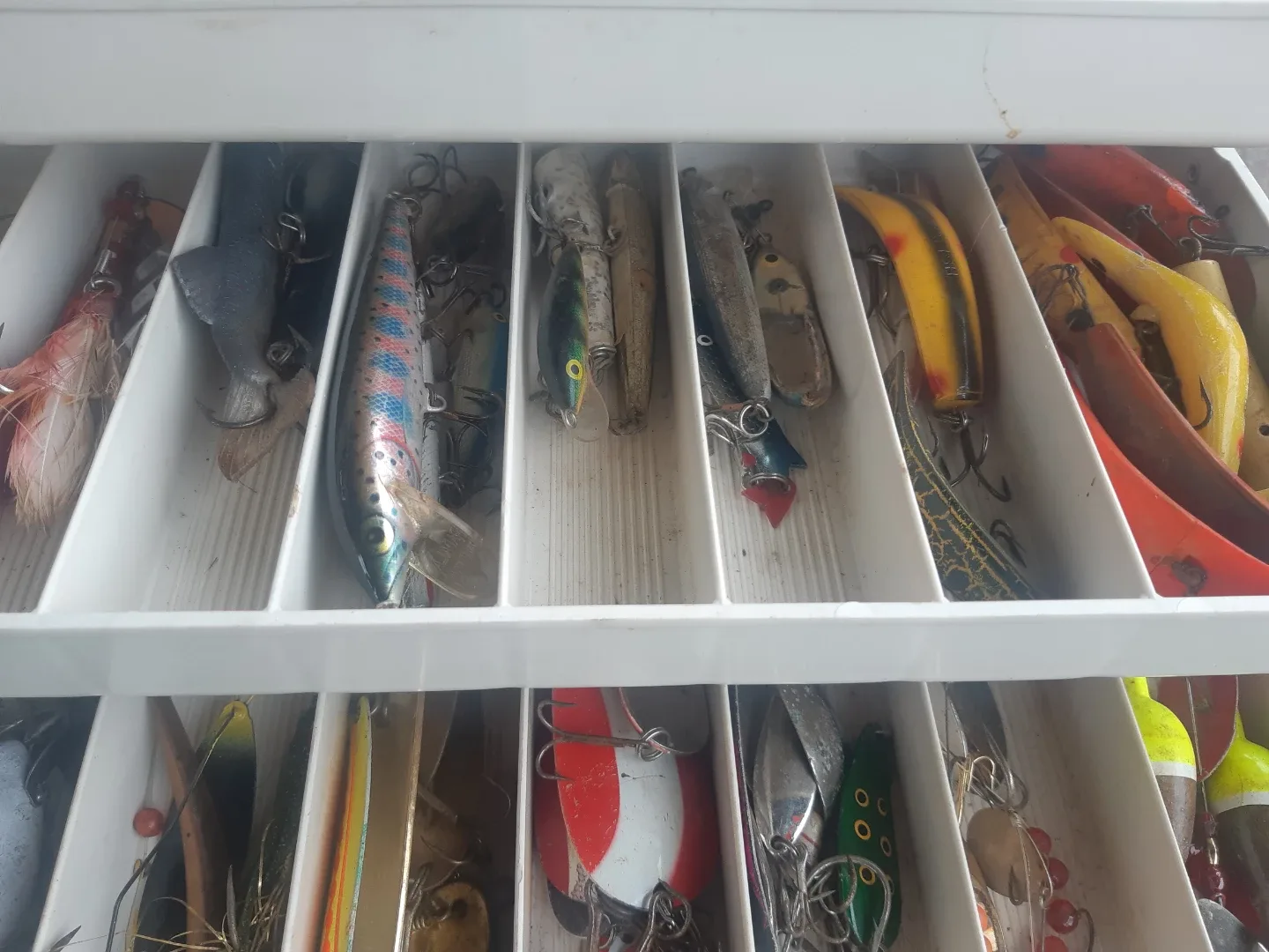 Vintage Old Pal Custom Tackle Box with Assorted Lures image indicator(5)