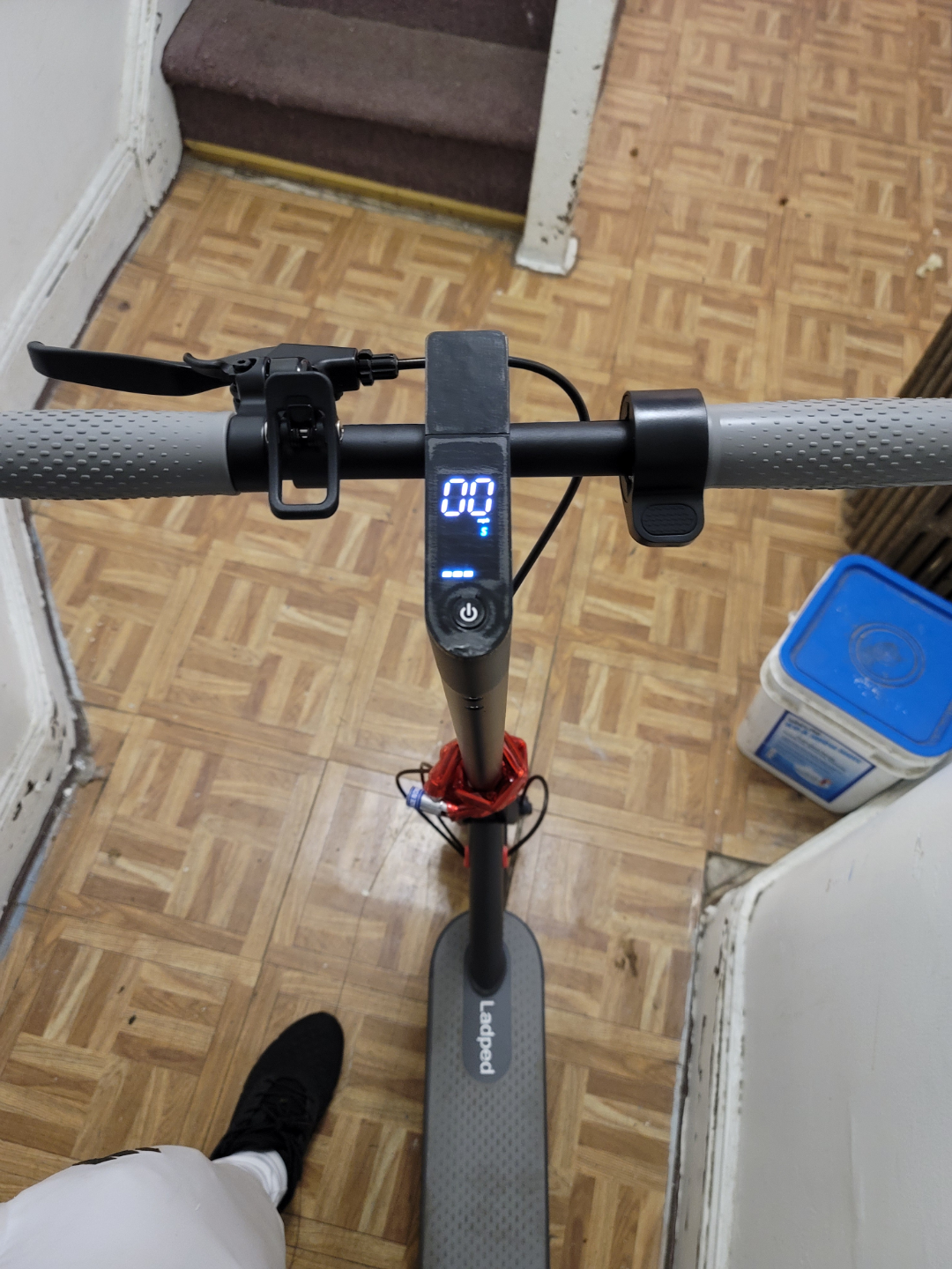 Electric Scooter - photo 2