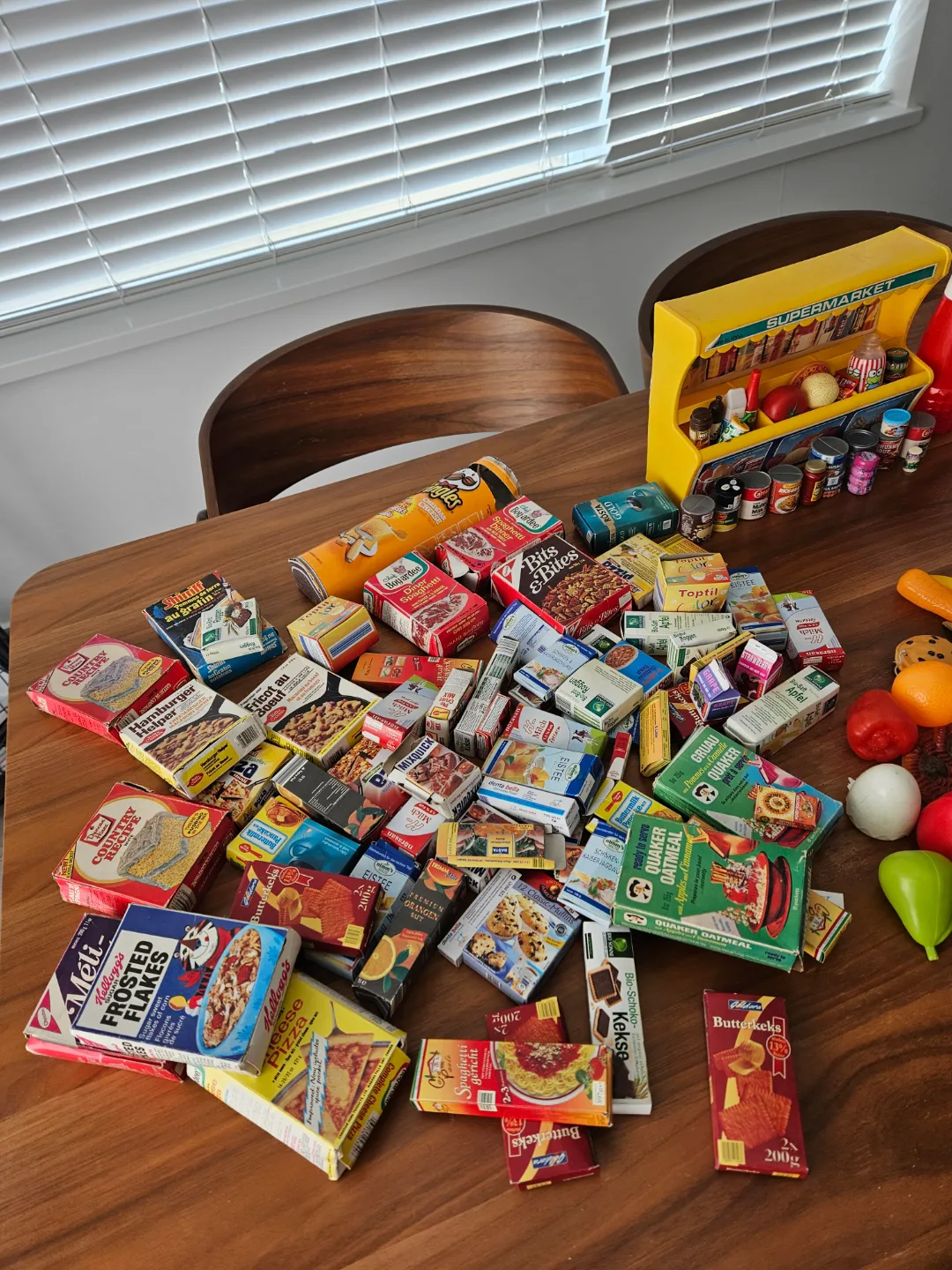 Huge Vintage Play Kitchen Set with Supermarket & Food image indicator(4)