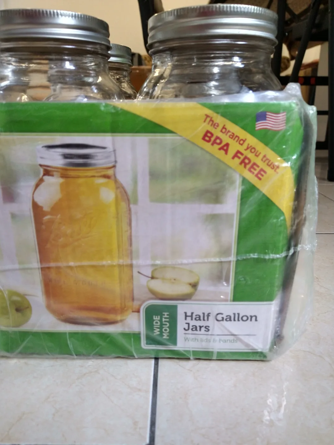 Half-Gallon Ball Jars with Lids -11 jars image indicator(3)