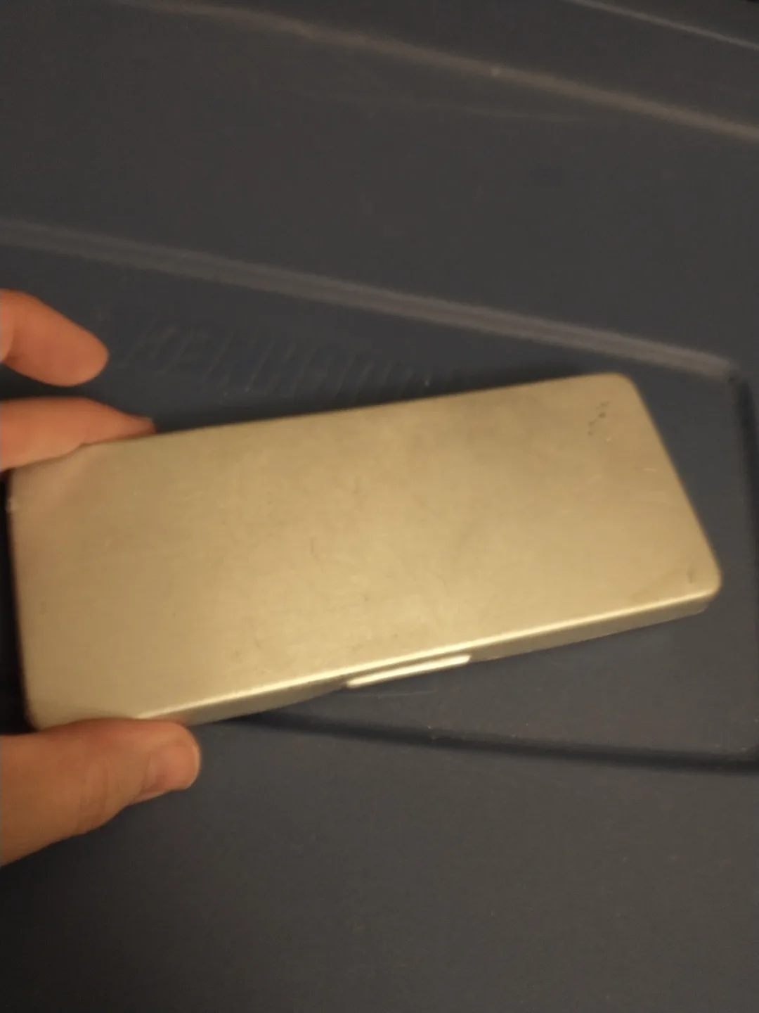 NEW!! ALUMINUM HINGED CASE WITH 10 ROUND CONTAINERS image indicator(2)