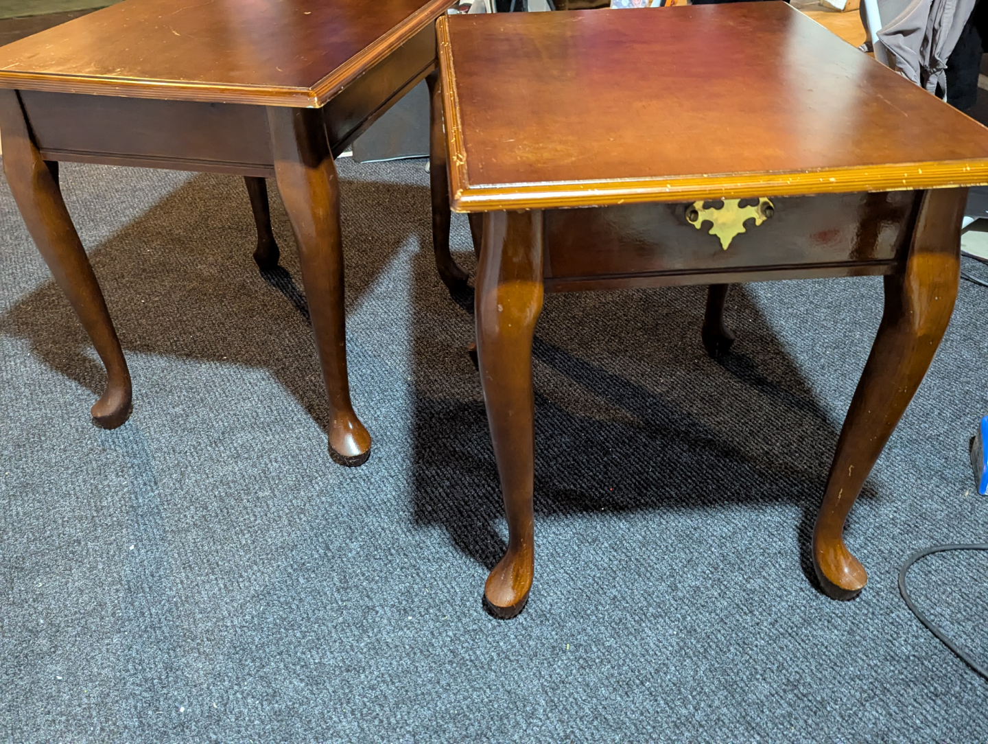 2 vintage end tables - photo 5