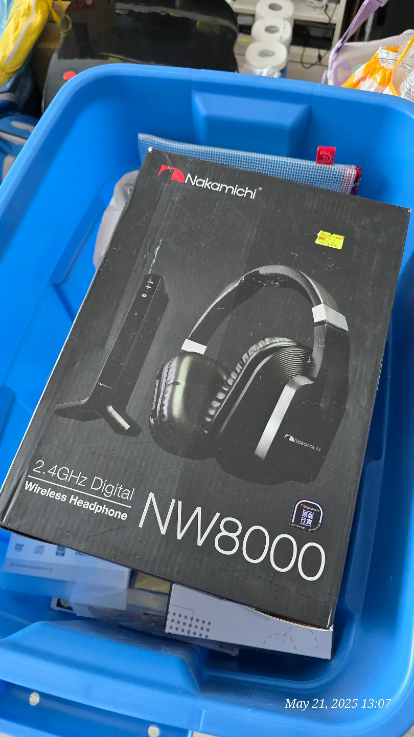 ##freecycle: Nakamichi NW8000 2.4GHz Digital Wireless Headphones thumbnail