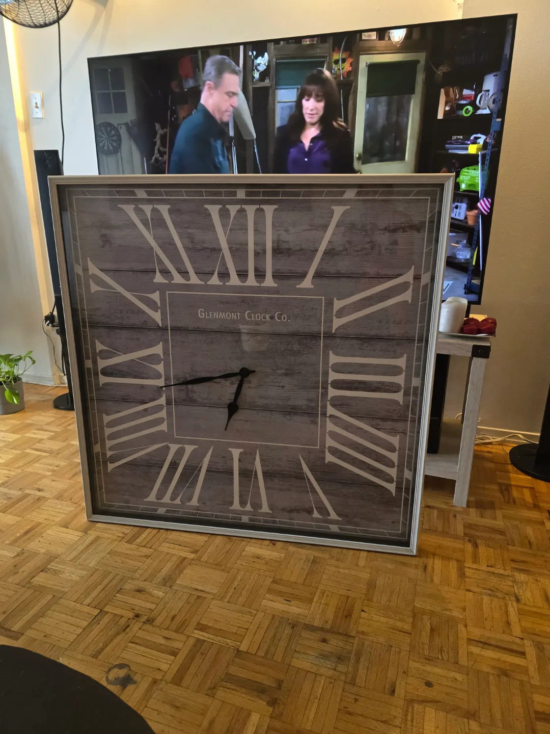Large Wall Clock thumbnail