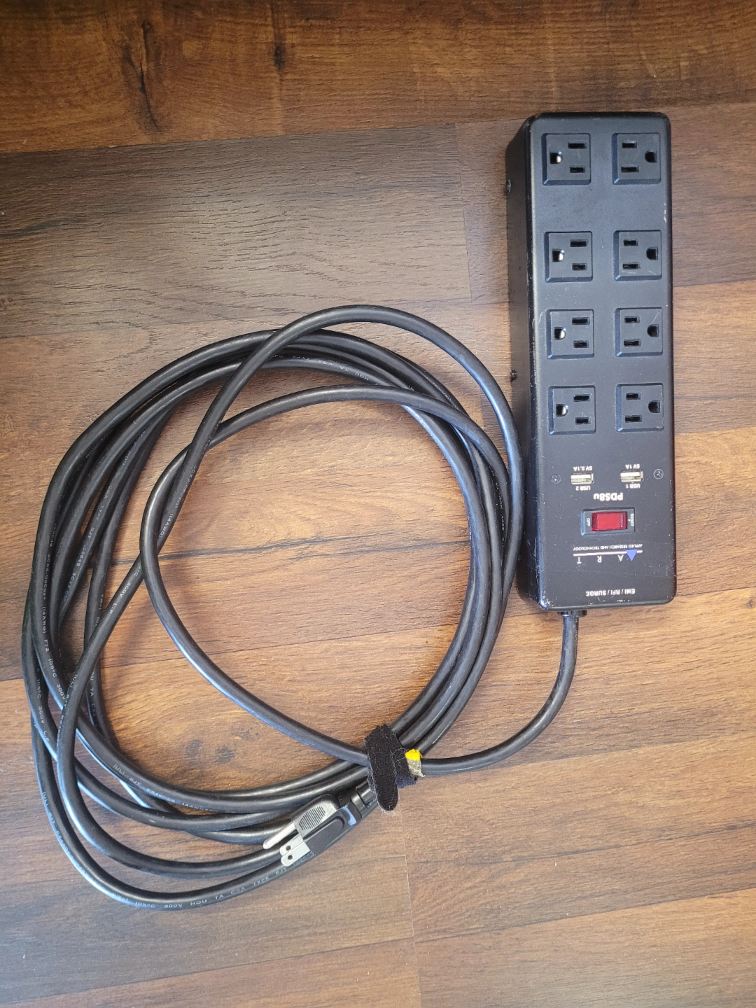 Bulk Lot of Audio Cables & Power Bar