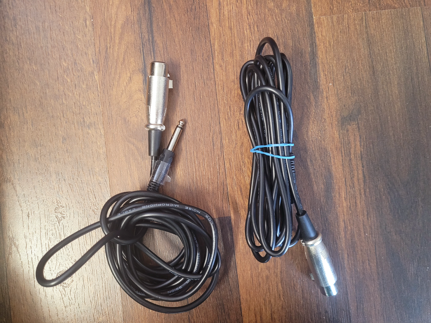 Bulk Lot of Audio Cables & Power Bar - photo 3