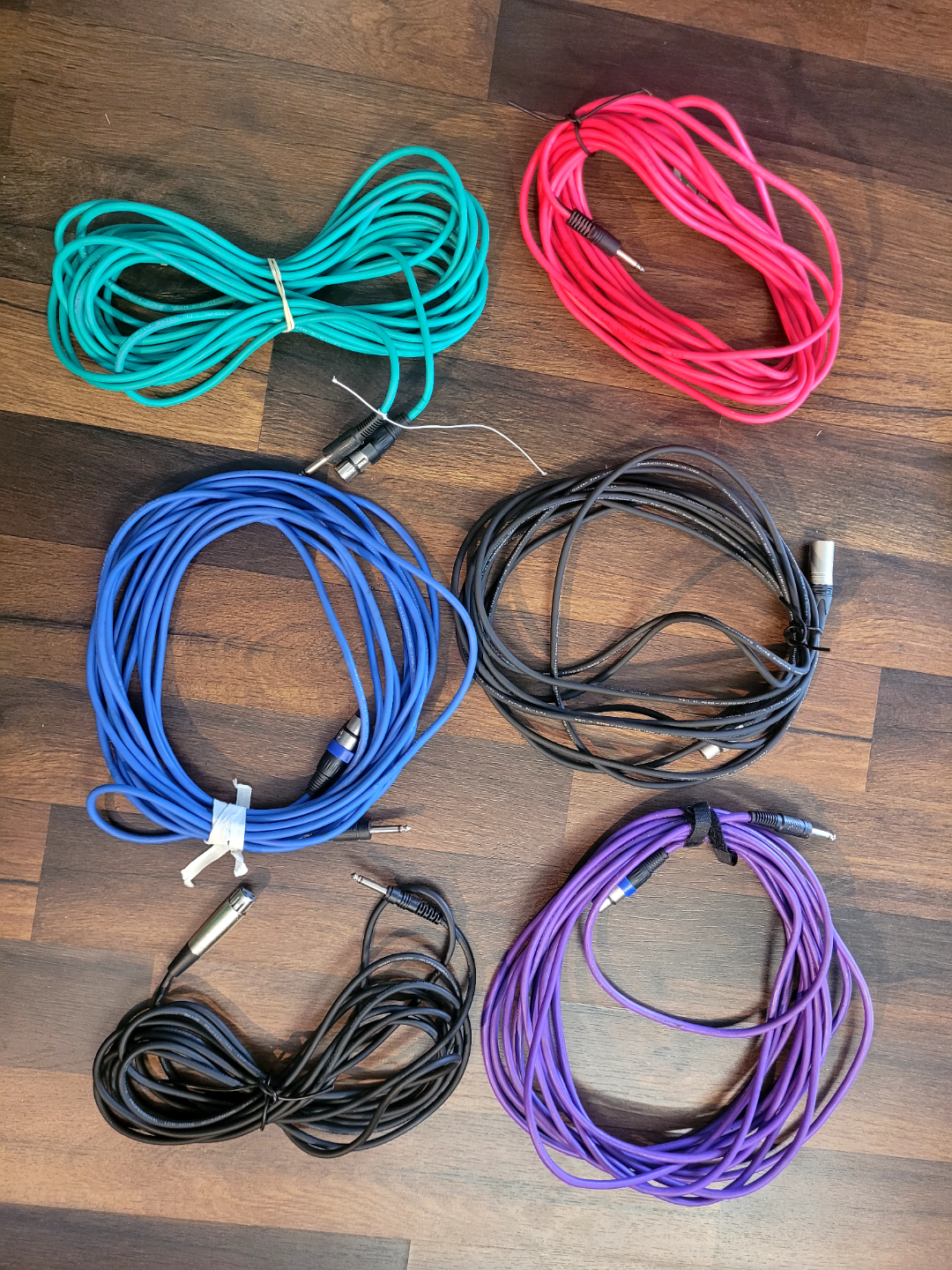 Bulk Lot of Audio Cables & Power Bar - photo 4