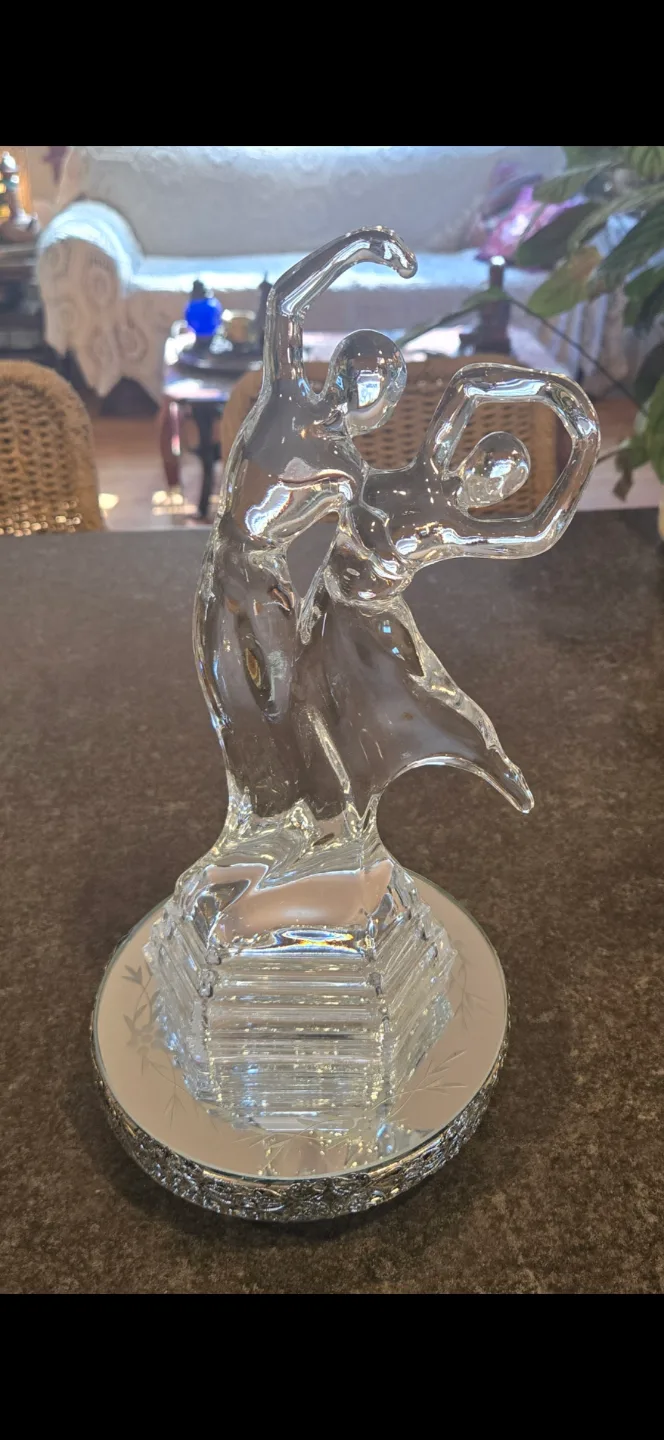 Vintage RCR Sculpture Dancing Couple thumbnail