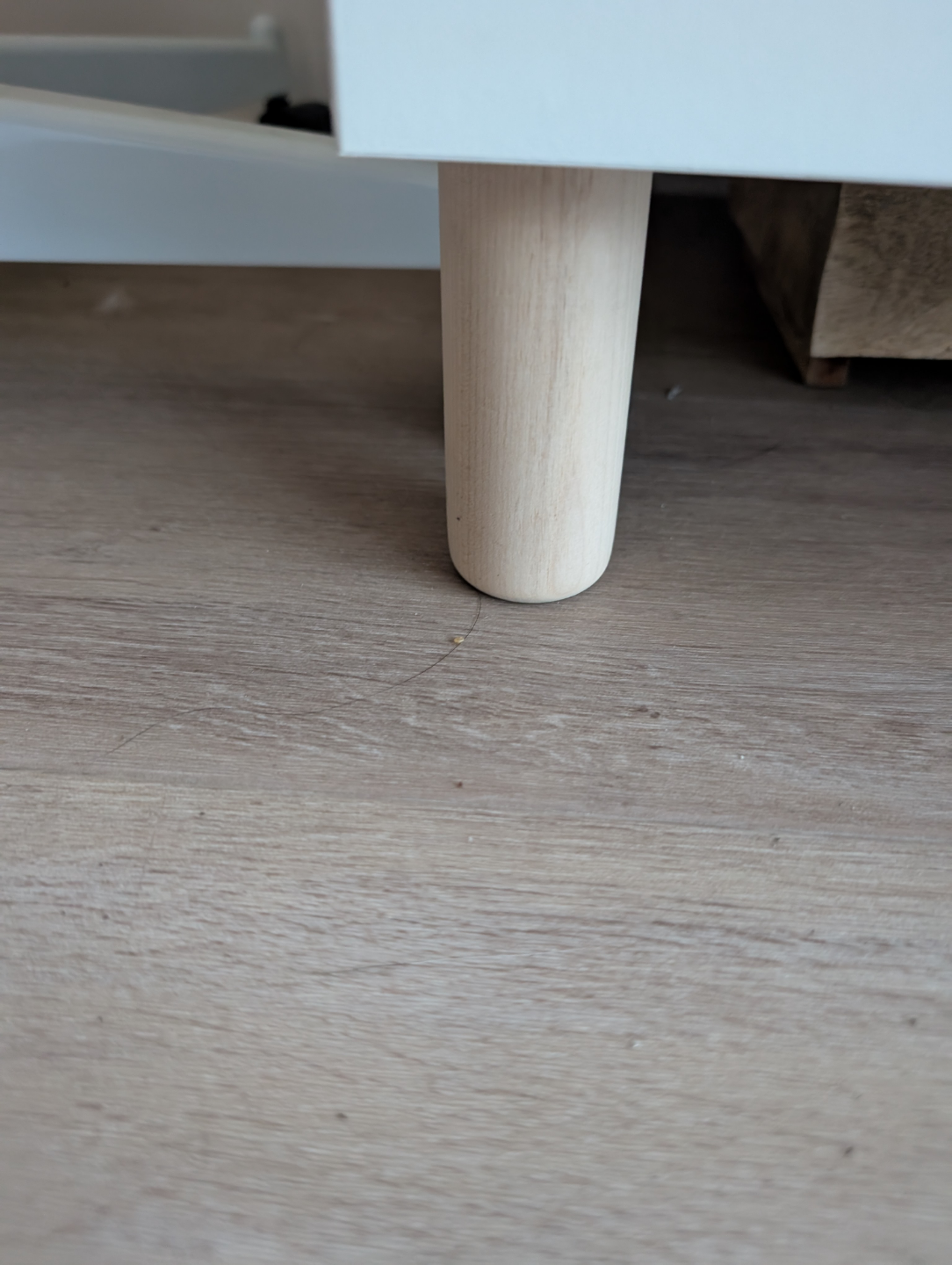 IKEA BESTA cabinets with handles and legs - photo 3