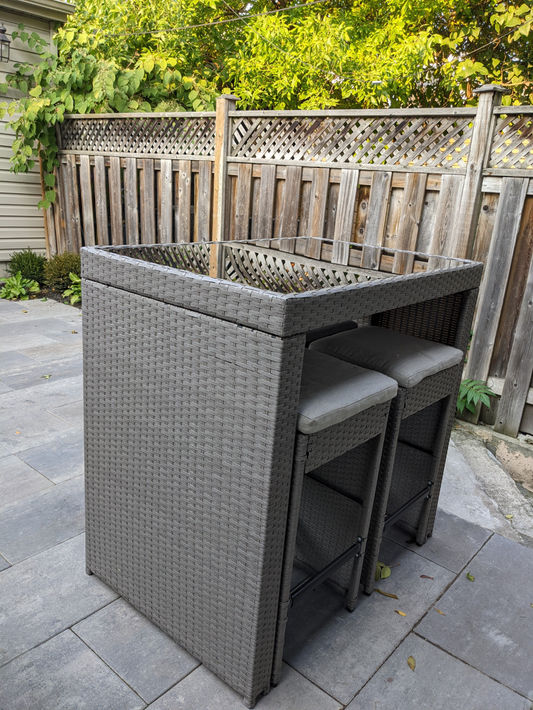 5 Pcs Outdoor Patio Bar Set Very Good Condition! - photo 2