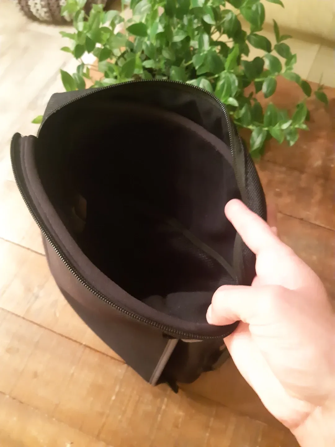 Targus Vertical Laptop slipcase image indicator(4)