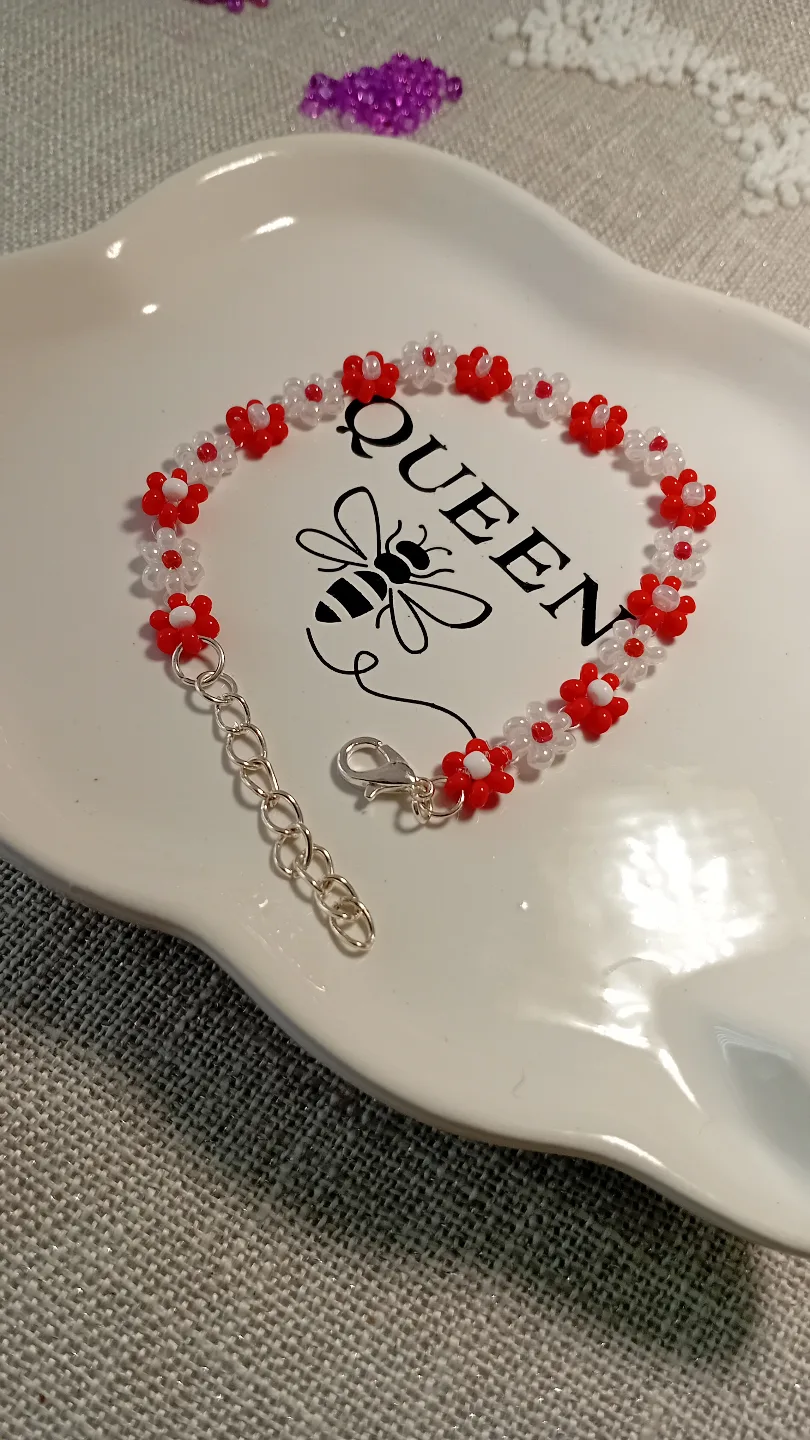 Beaded Flower Bracelet image indicator(7)