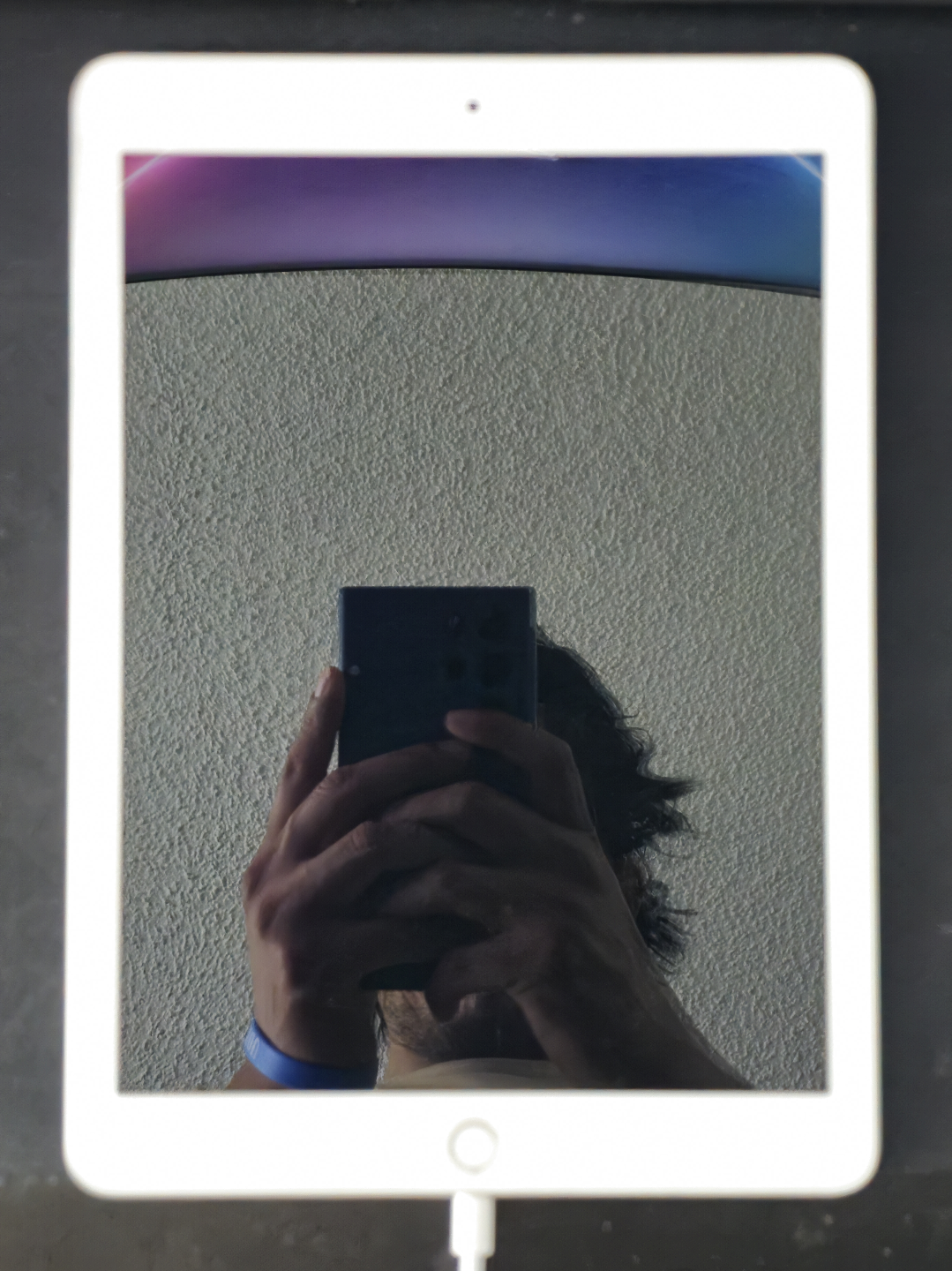 iPad 6th Generation 32GB - photo 3