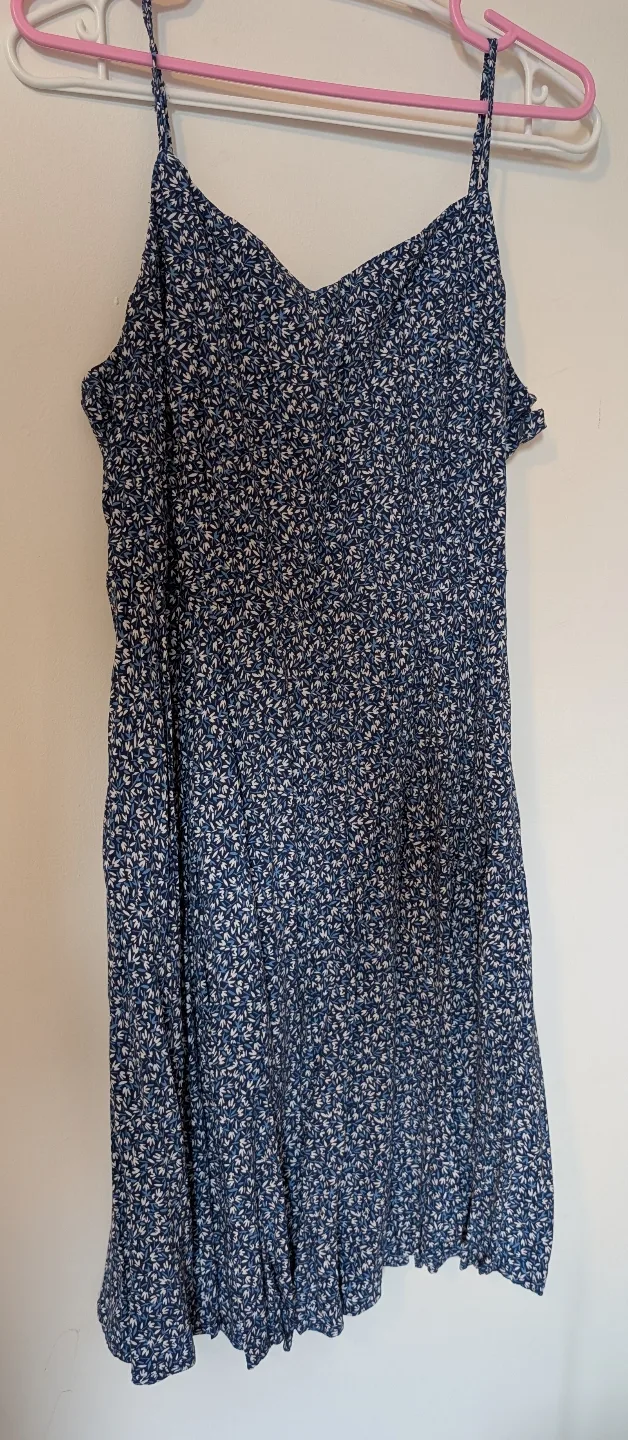 Old Navy Women's Size Large Blue Floral Sundress thumbnail