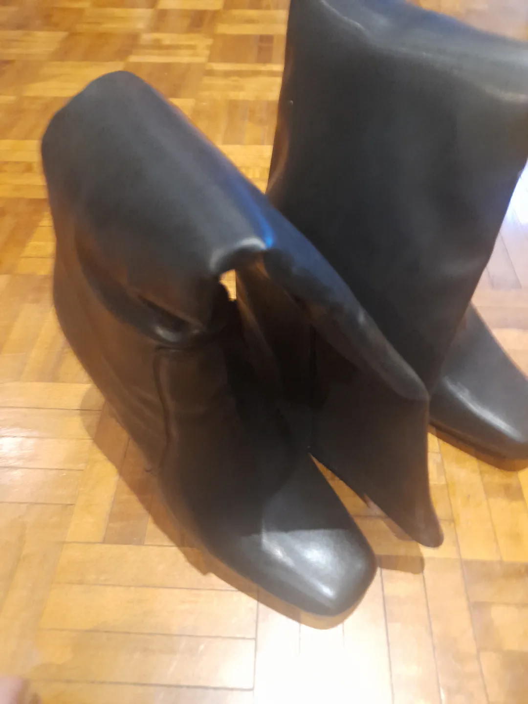 Black Leather Knee-High Boots thumbnail