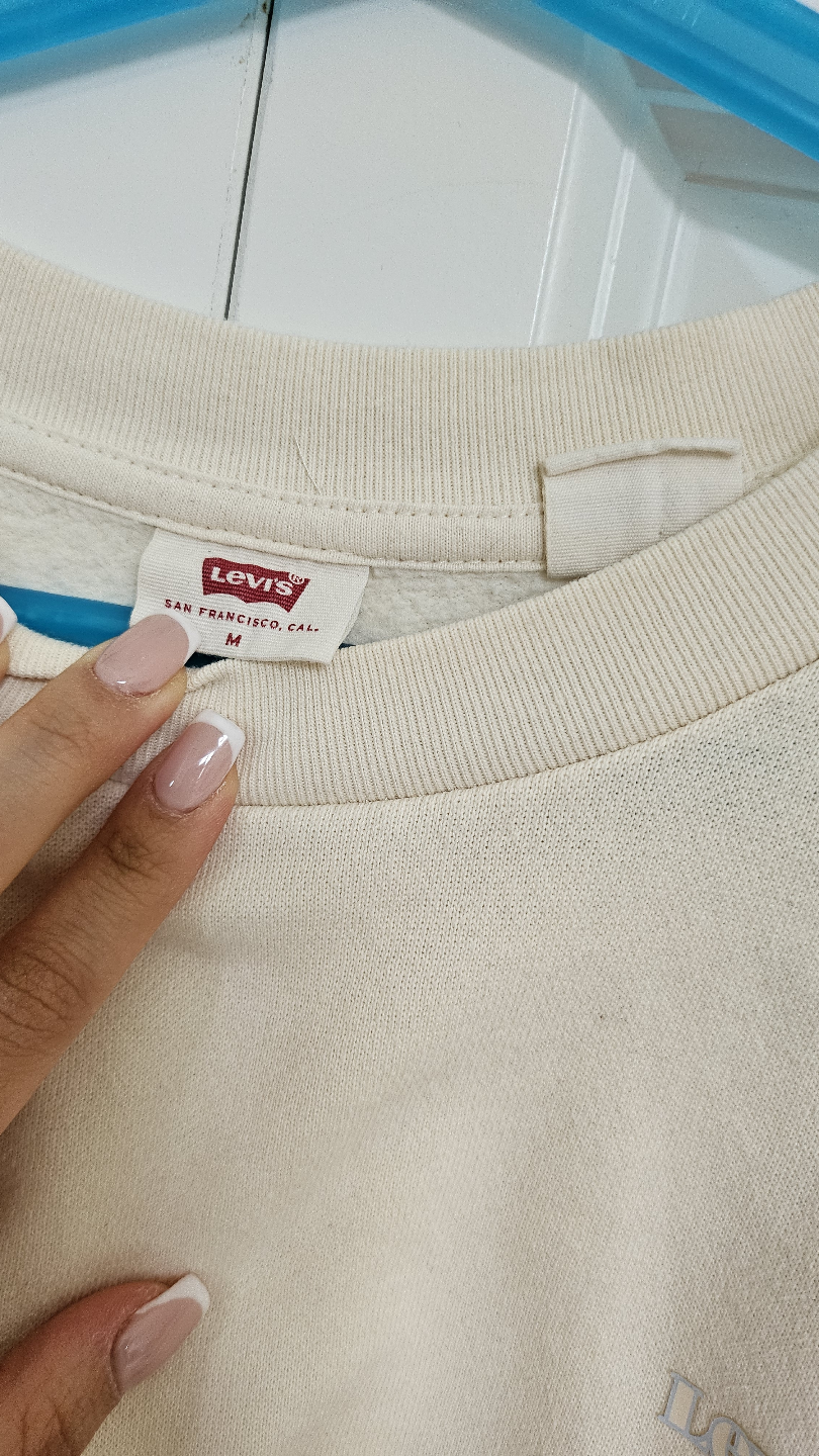 Levi's Cream Cropped Sweatshirt and Joggers Set - photo 2