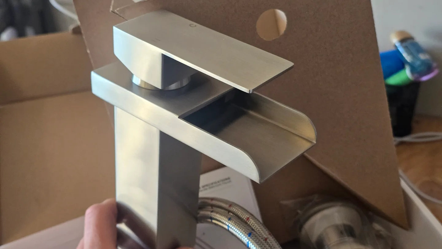 New Brushed Nickel Single Handle Bathroom Faucet thumbnail